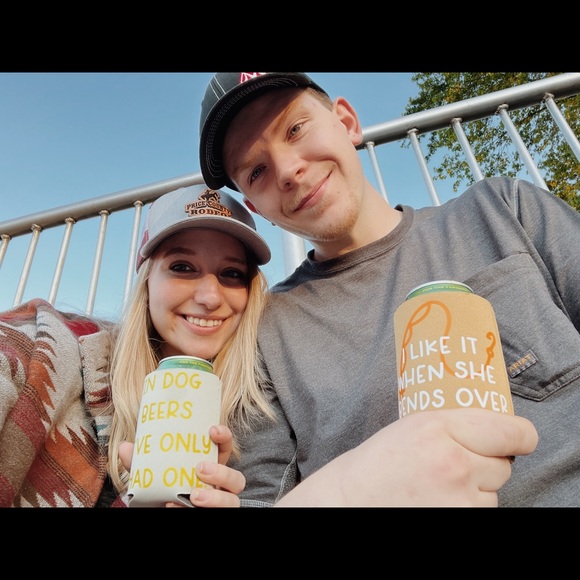 Meet your Posher, Olivia - Picture 2 of 2